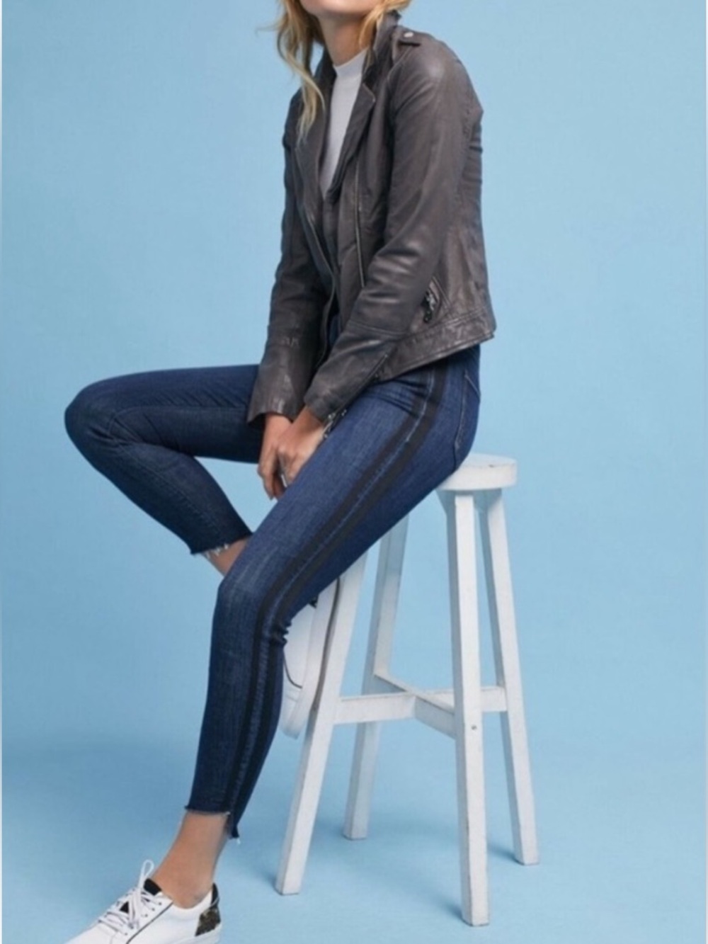 MOTHER Stunner Zip Ankle Step Fray